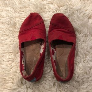 Toms Red Flats